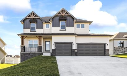 18325 Summit Drive, Omaha NE 68136