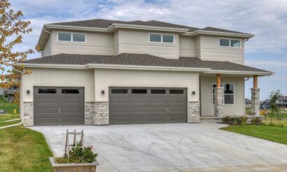 10506 S 103rd Street, Papillion NE 68046
