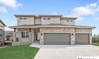 12359 Elk Ridge Circle, Papillion NE 68046