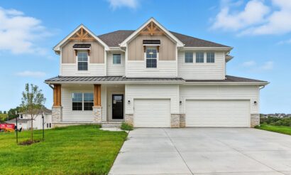 10508 S 117th Street, Papillion NE 68046